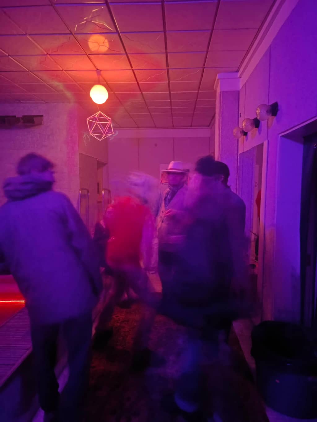 Pool Gang Pool room full of people Ashing (TM)