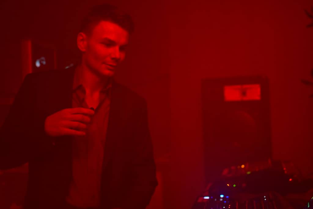 Ernis DJ Ernis doing DJ business behind the decks